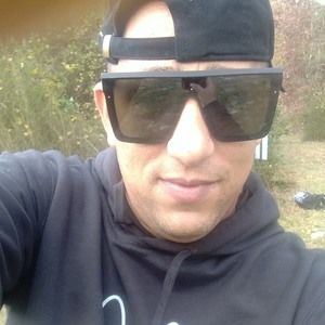 Meet your Posher, Alex